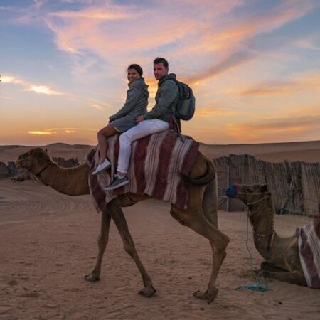 Desert safari tour Dubai - Camel riding | FlashDubai.com